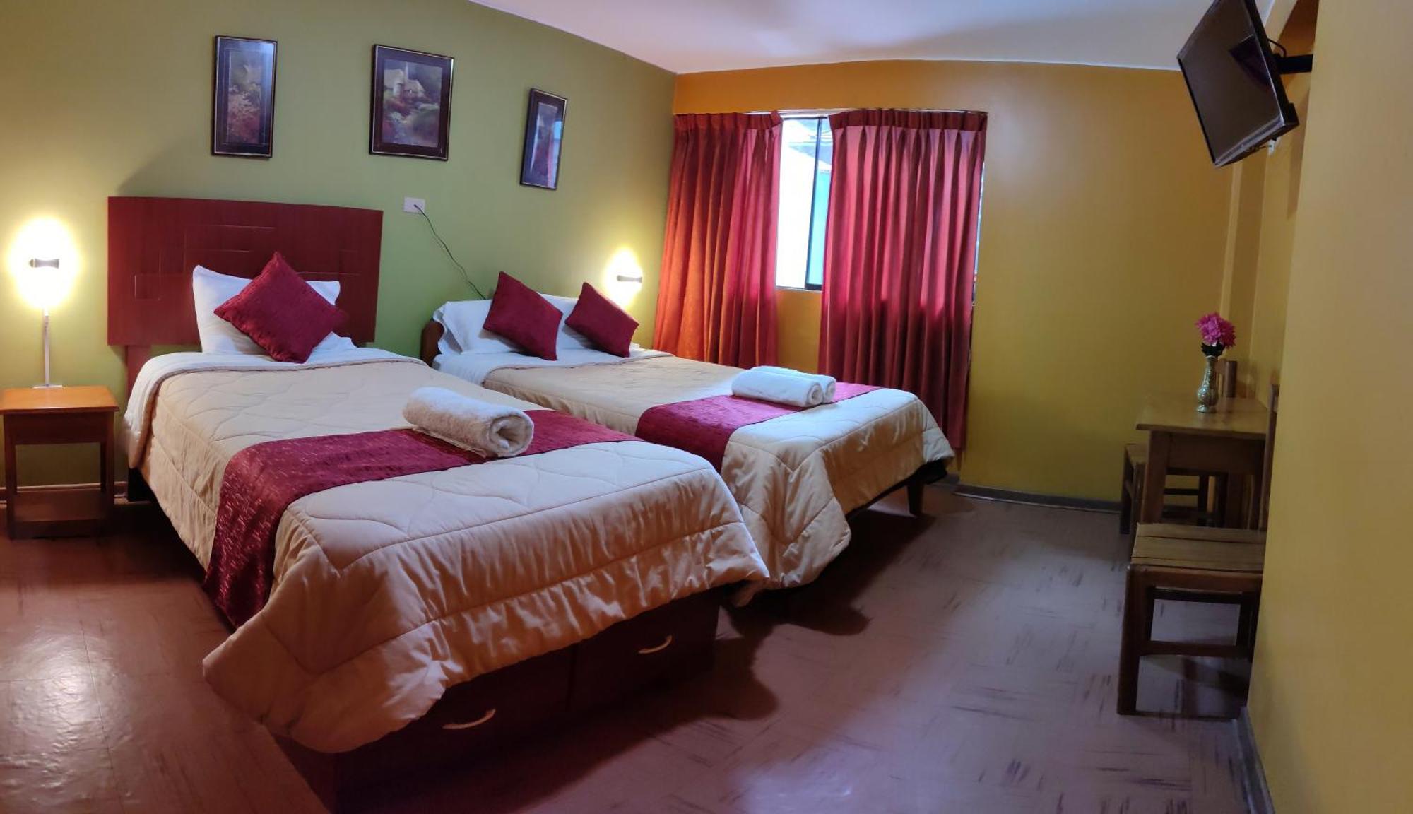 Krusty Hostel B&B Huaraz  Bagian luar foto