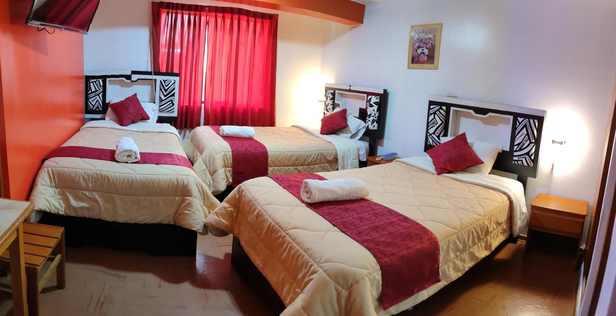 Krusty Hostel B&B Huaraz  Bagian luar foto