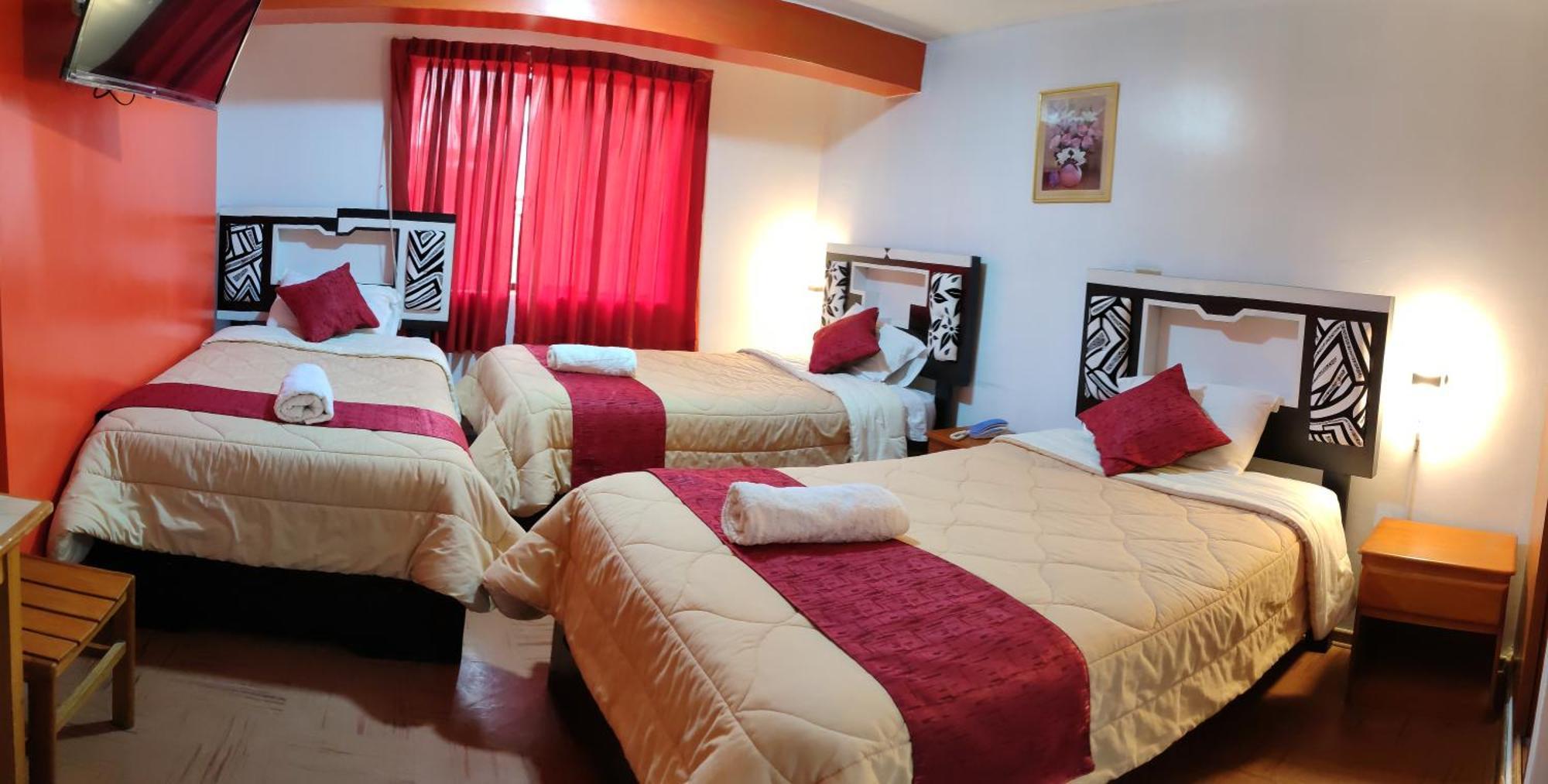 Krusty Hostel B&B Huaraz  Bagian luar foto