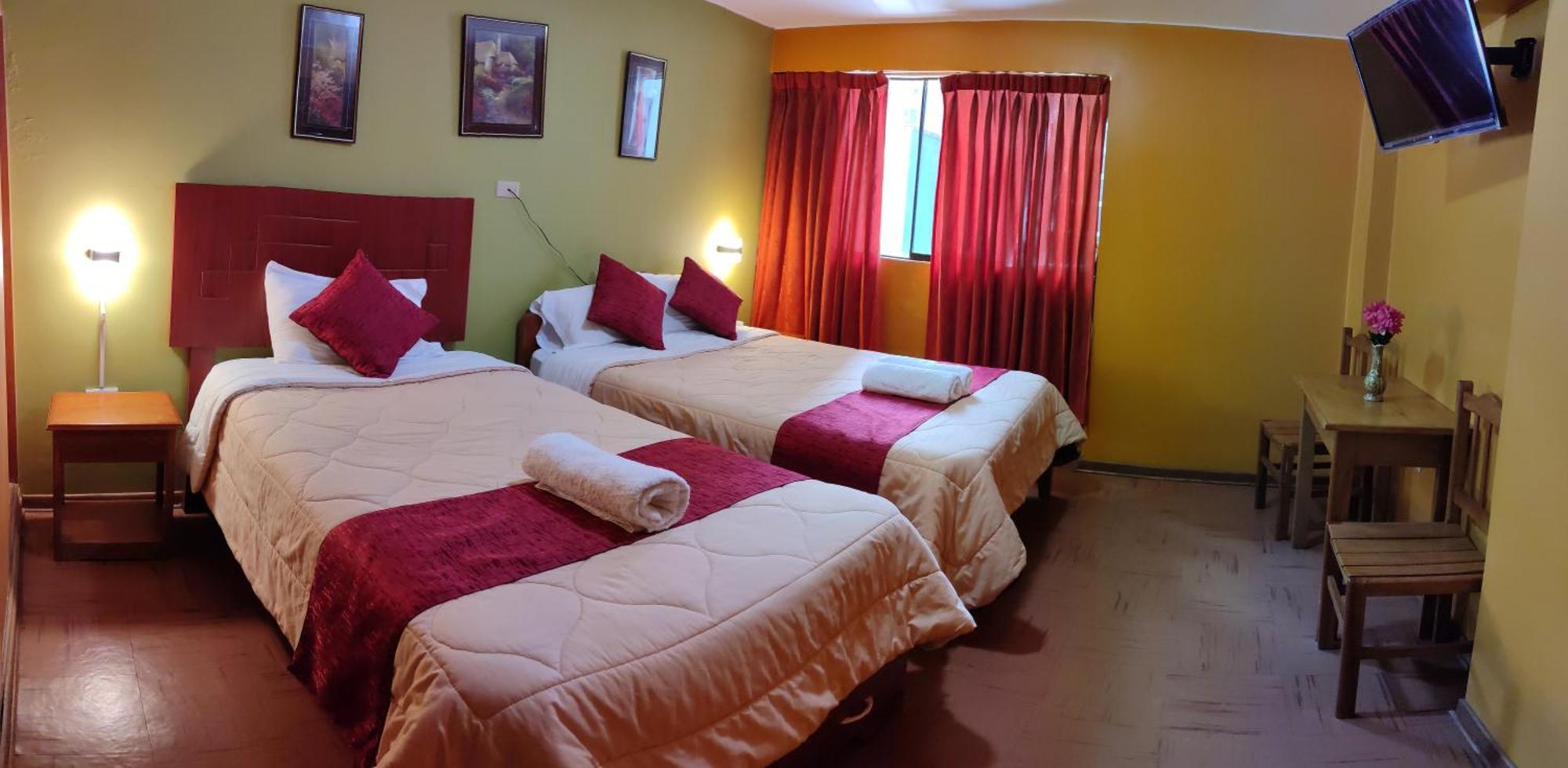 Krusty Hostel B&B Huaraz  Bagian luar foto