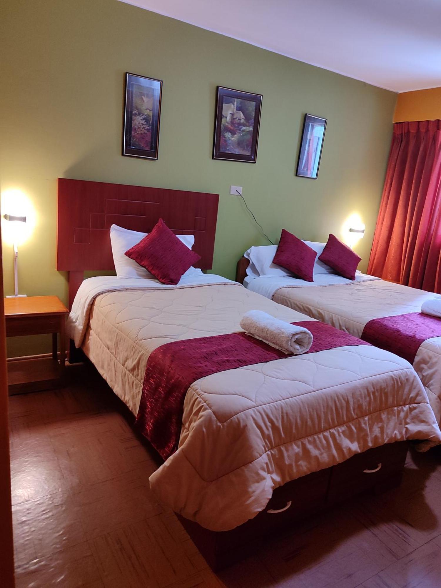 Krusty Hostel B&B Huaraz  Bagian luar foto