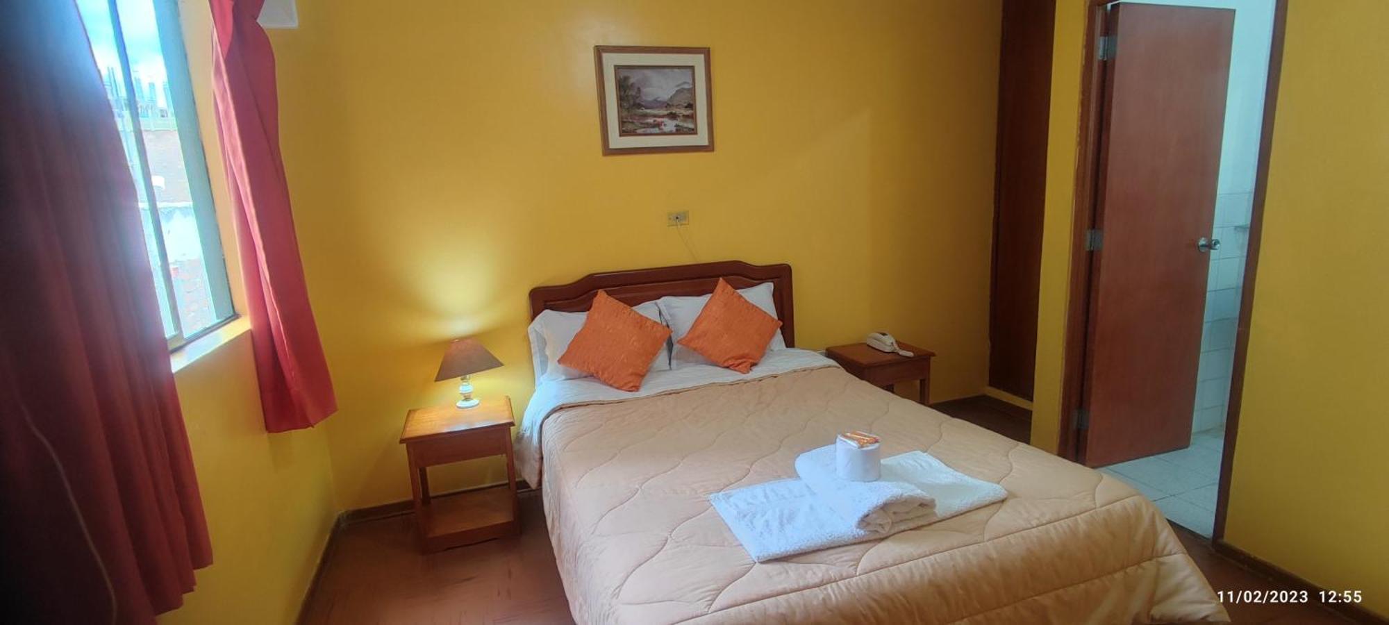 Krusty Hostel B&B Huaraz  Bagian luar foto